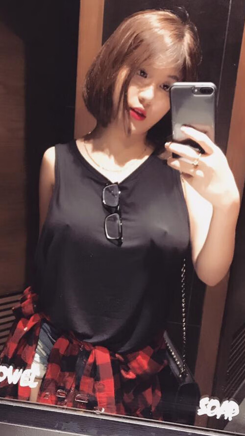 雷火电竞下载-红白风暴席卷沙漠之狐，波兰战术完胜突尼斯，锁定年度焦点之战